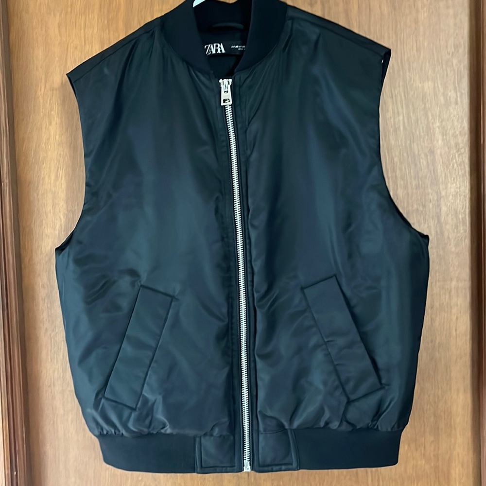 Zara vest size xs or small